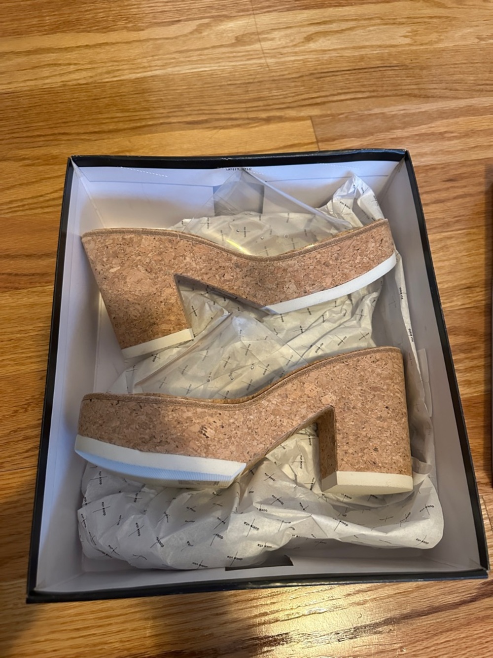NWB Dolce Vita Platform Mule Heels in Natural Cork